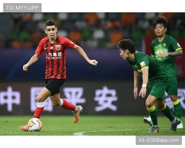 任意球快发规则全面拆解：何时允许裁判不吹哨？