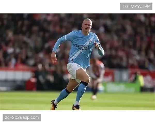 凯恩与哈兰德中锋之争：得分效率与战术价值的核心差距解析