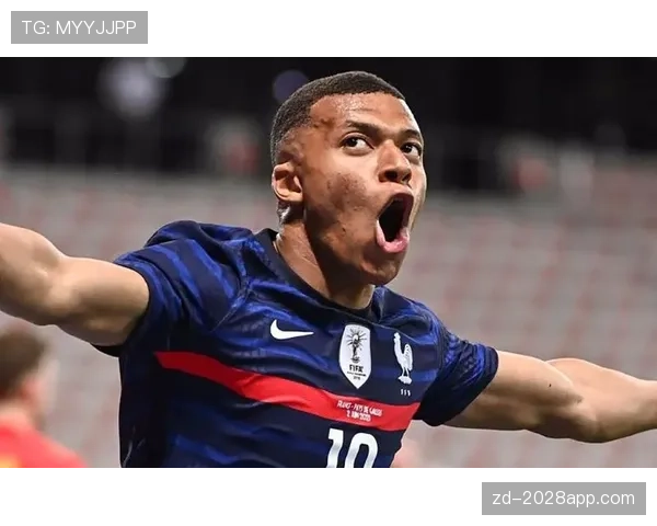 姆巴佩与贝尔的速度运用差异：绝对爆发力与实战冲刺效率对比